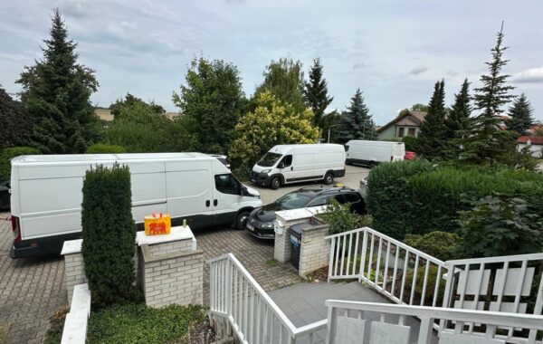 budget-moving-fleet-western-europe-expats