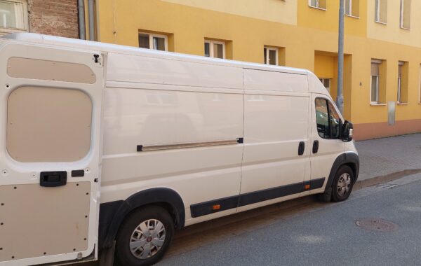 ducato open door